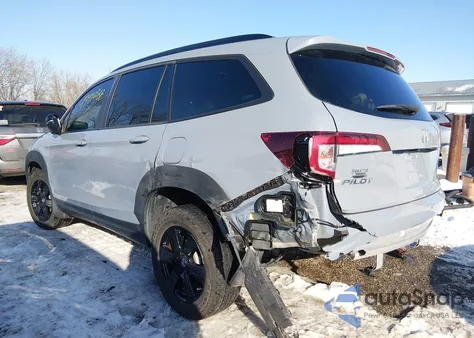 2022 Honda Pilot Awd Trailsport z USA, uszkodzony, nr VIN 5FNYF6H89NB074489